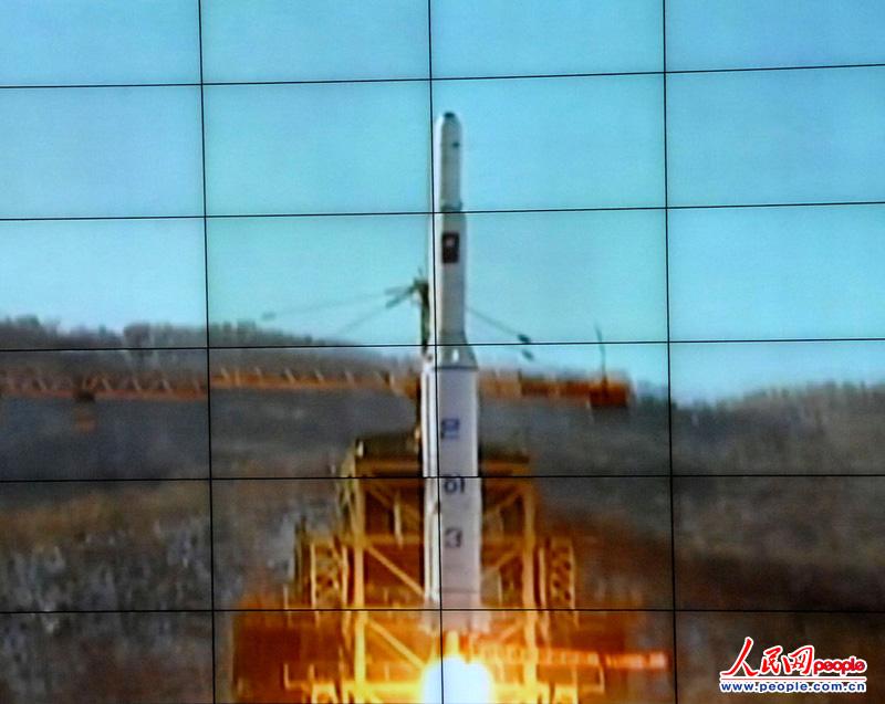 当地时间2012年12月12日，朝鲜平安北道铁山郡西海卫星发射场，朝鲜成功发射“光明星3号”卫星。（来源：东方IC 版权所有，违者必究）