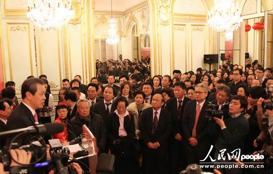 数百名华侨华人代表、各界人士出席了招待会 李志伟摄