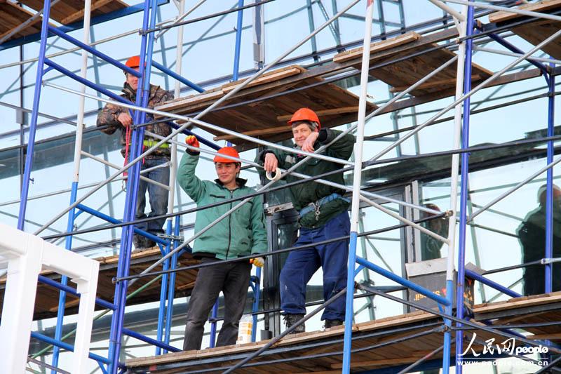 �����ն���վ���������ϵĹ��ˣ��������»�ĳɹ��ٰ�Ҳ���������ǵĺ�ˮ�� 