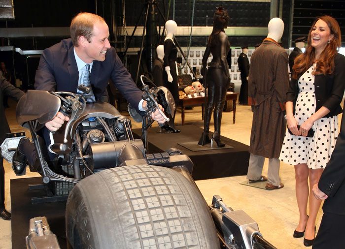 �������ӻ������ˡ��ڰ���ʿ����ģ�͡��������������ڰ���ʿս����Ц�ơ����Ǹ��ǳ��Ҹ����ˡ���