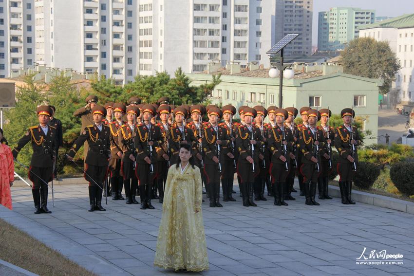 參加紀念儀式的朝鮮人民軍儀仗隊