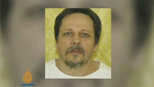 现年53岁的丹尼斯・麦奎尔(Dennis McGuire)是第一名接受“窒息式死刑”的犯人。图片：半岛电视台视频截图
