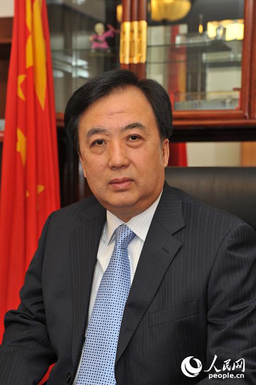 中国驻瑞典大使陈育明通过人民网向全国人民和