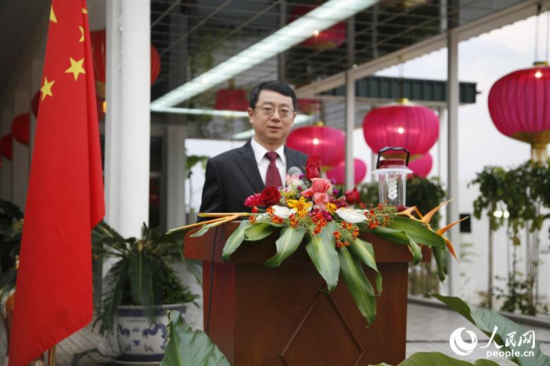 中国驻刚果(金)大使王英武通过人民网向全国人