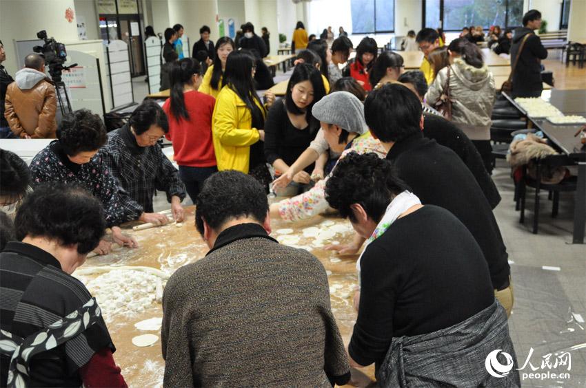 日本北陆大学孔子学院中日师生欢聚迎马年新春