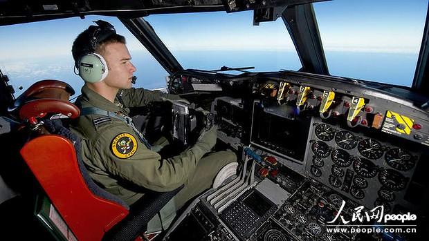 �Ĵ����ǿվ�������ξ���������ǵ�˹��ʻ���Ի�����Ѳ�߻�����ӡ������������MH370�ͻ��к����������Ͽս��з������ء�ͼƬ�ɰĴ����ǹ������ṩ