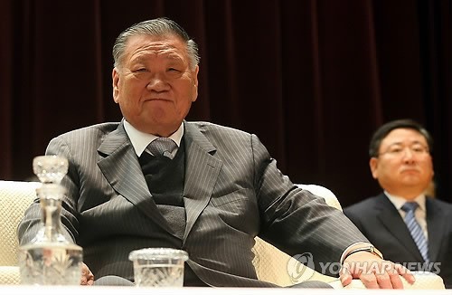 三星电子会长李健熙年收入人民币6亿元排名第一