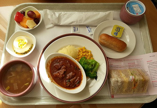 每日邮报:西方国家医院餐大比拼 谁家最好?