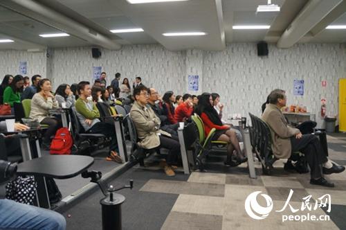 驻澳大利亚使馆举办“领保进校园”活动