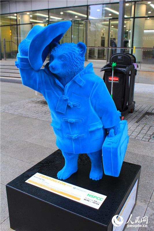 50座帕丁顿熊雕像散落伦敦 鼓励人们发现新伦