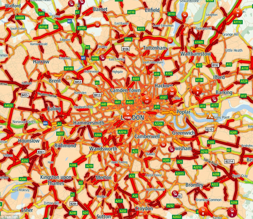 英国伦敦公交司机大罢工致交通瘫痪(图)