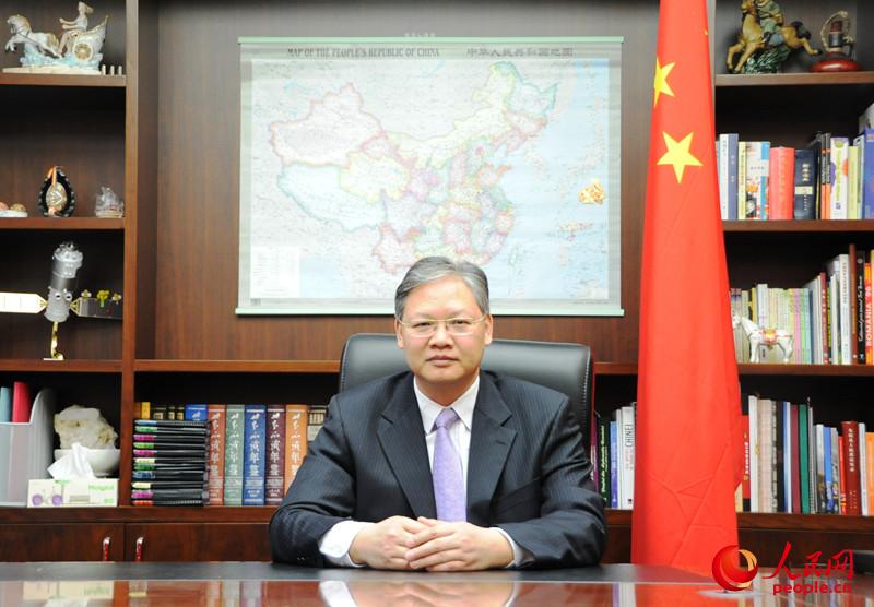 中国驻罗马尼亚大使徐飞洪通过人民网向全国人