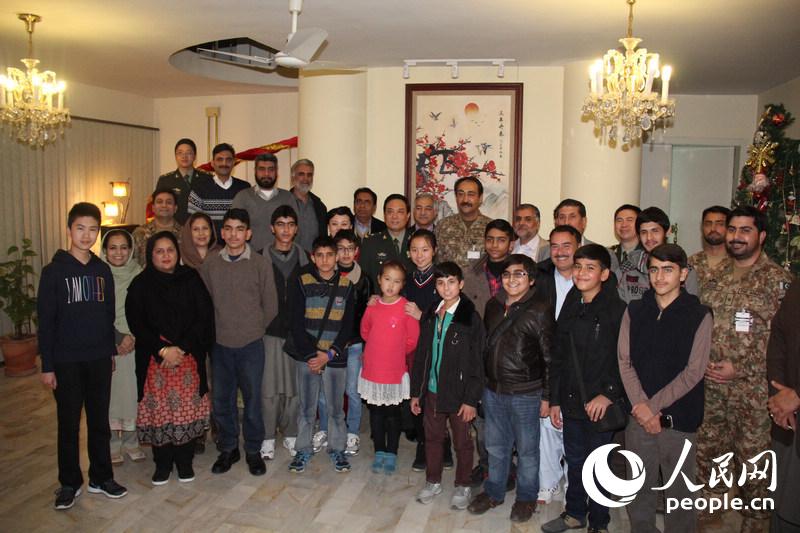 �μӻ�����ʽȫ����Ա��Ӱ������������ ��ΰ�㣩
