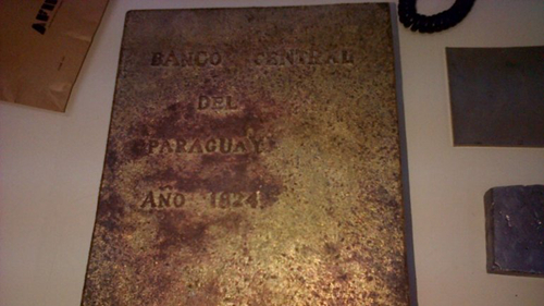 阿根廷：两世纪前古董金砖走私过关被查获