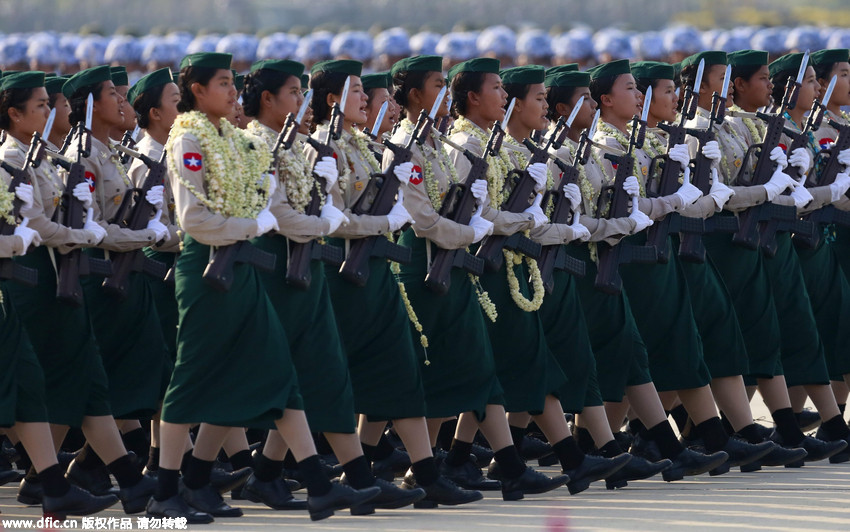 高清:缅甸盛大阅兵庆祝建军70周年