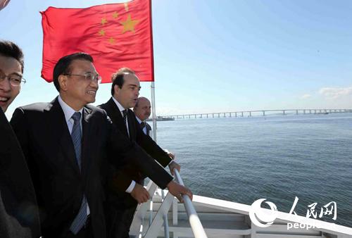 总理在瓜纳巴拉湾乘坐中国渡轮【2】