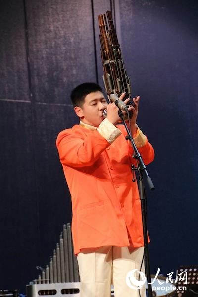ʱ813ĻСʹߡϺ깬ѧϷǡйꡱרֻϷǰУɽѧԺݡͼΪ϶ࡶ֮衷 Ž 