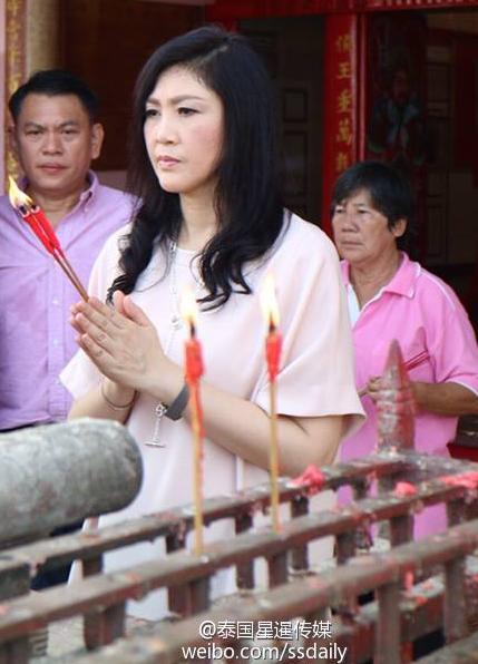 泰国前总理英拉低调拜佛,做糕点(组图)【3】