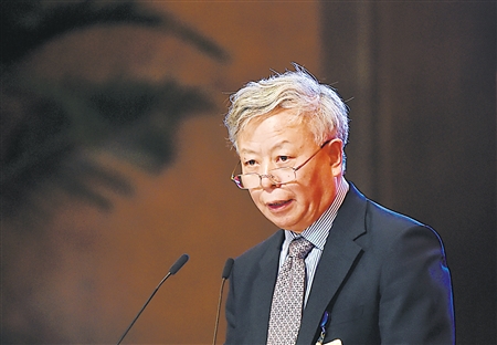 亚投行首任行长金立群——热爱文学的金融外交家