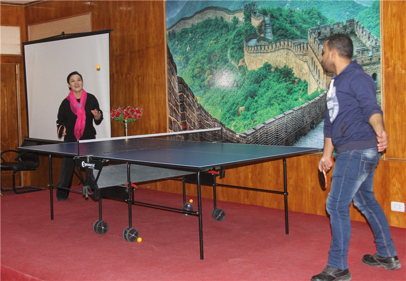 以成为冠军!--开罗大学孔子学院中国乒乓球宣