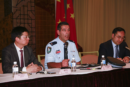 中国驻悉尼总领馆举行打工与度假人员权益保护