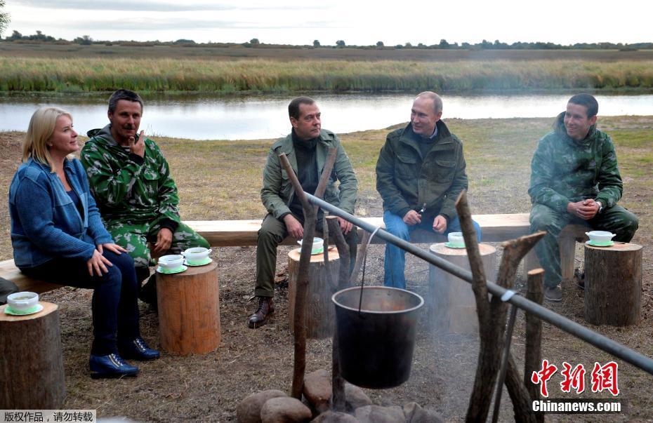 �վ�÷��Τ�ܷ�Ұ������ʳԷ� Ϊѡ����Ʊ���ƣ�ͼ����3��