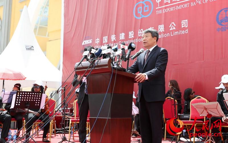 中国国家主席习近平特使、国家发改委主任徐绍史。