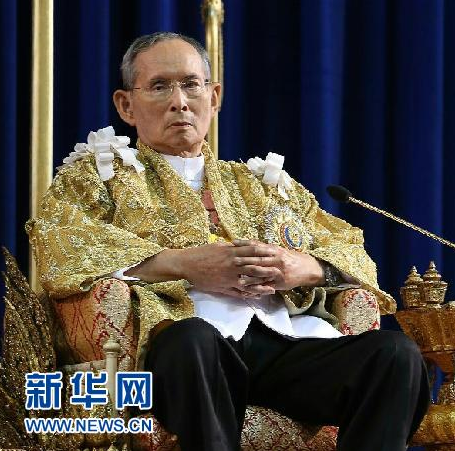 泰国国王去世:在位时间最长的元首 深受民众爱