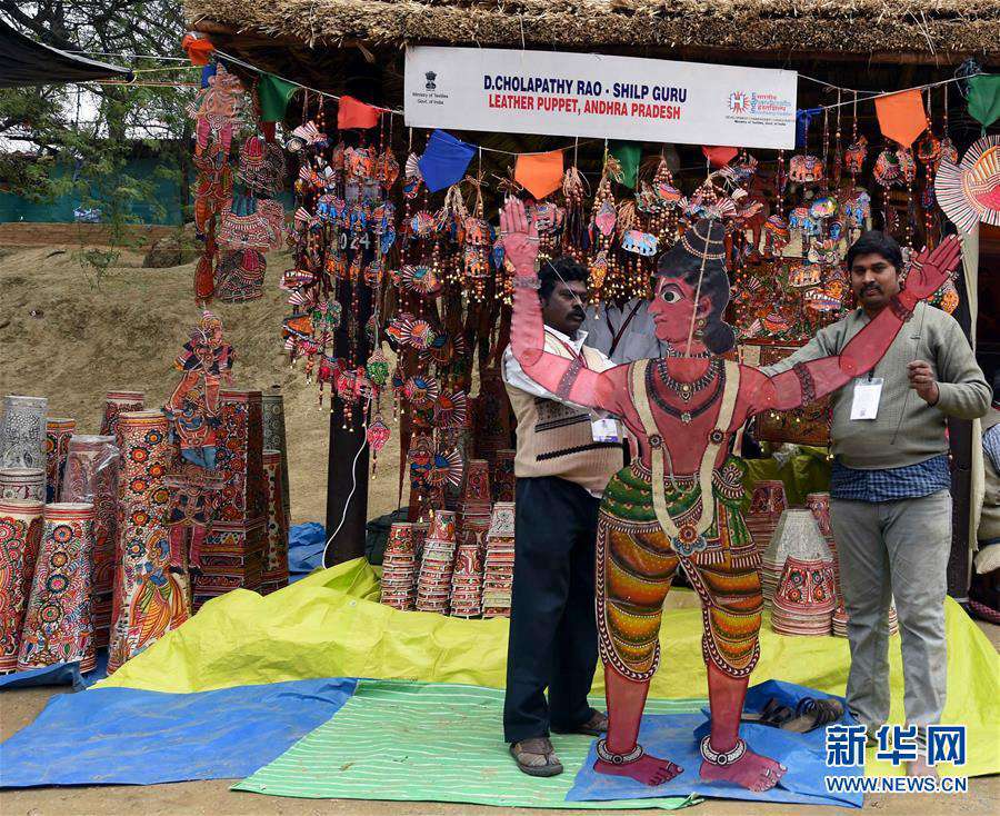 印度举办第32届国际手工艺制品展览会 国际 人民网