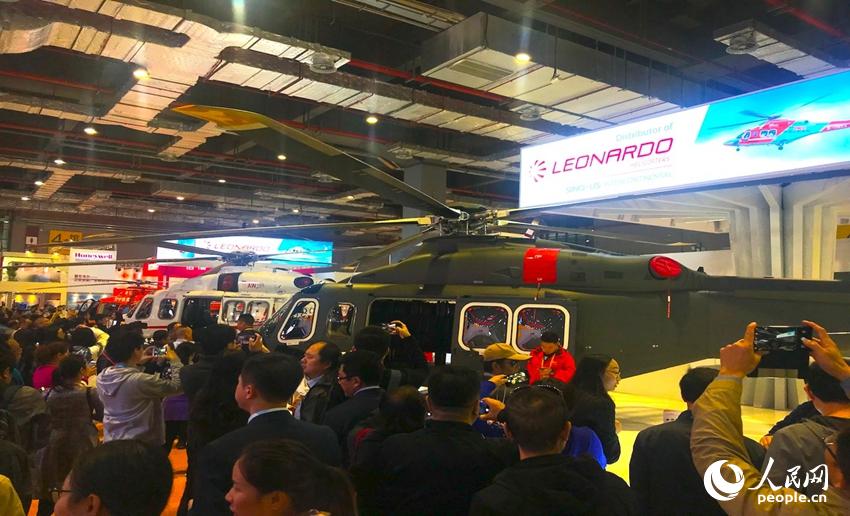 �������ֳ������ڷ׷�Χ��AW139��ֱ������