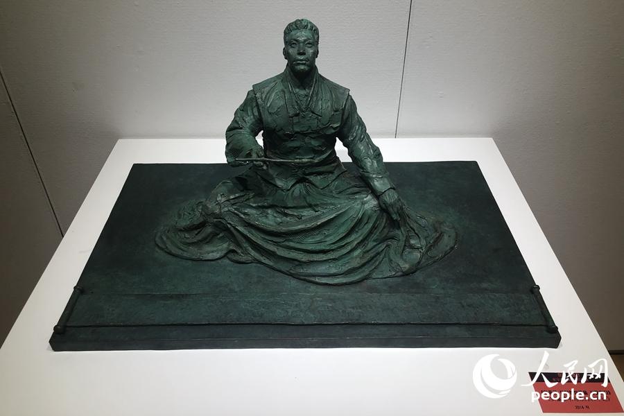 中国雕塑家崔宇特展在韩国议政府市艺术殿堂举