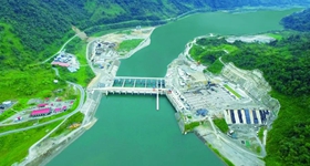 2016年11月，中国电力建设集团有限公司承建的辛克雷水电站在合同工期内宣告完工。大型水电站的落成，改善了厄瓜多尔曾经高度依赖火力发电和外国进口的能源结构，电力建设“中国制造”获拉美市场认可。