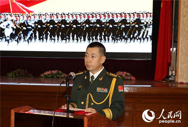 中国驻蒙古使馆杨勋武官致辞。