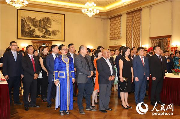 中国驻蒙古国大使馆建军92周年招待会现场。
