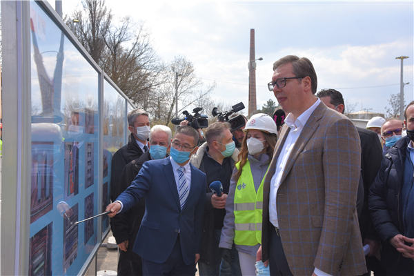 塞尔维亚总统武契奇视察匈塞铁路建设现场。匈塞铁路塞尔维亚段项目组供图