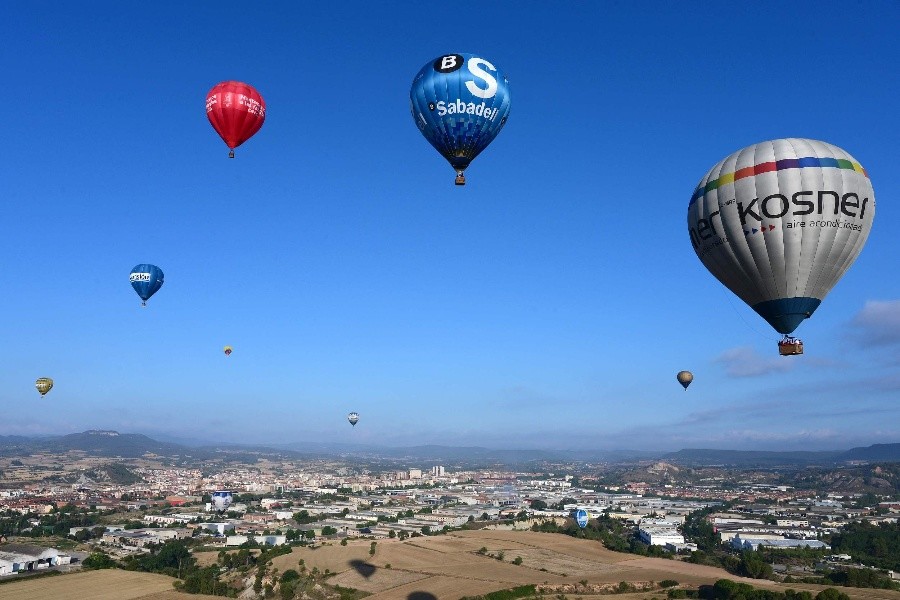 西班牙加泰大区举办第25届欧洲热气球节