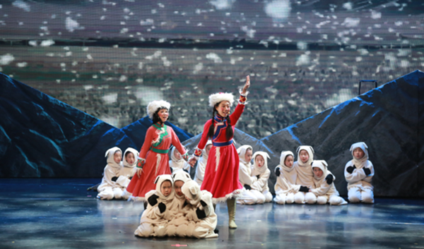 ��ͯ����ʫ���硶ͯ���򵳡��������Ǻ��е���һ�š�����