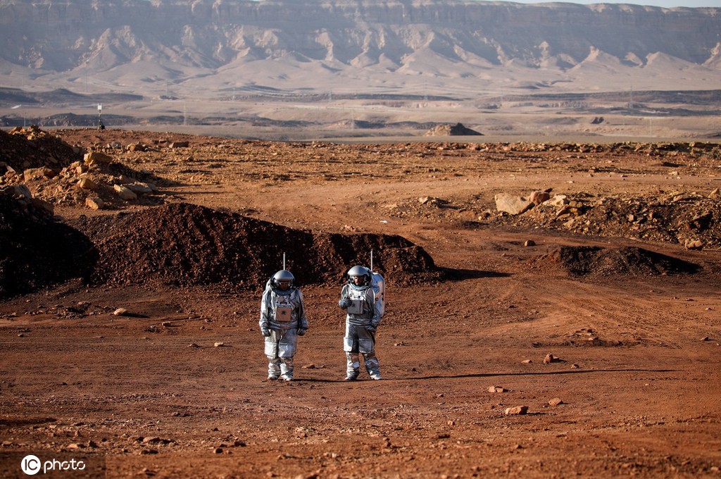 身临其境！科学家在以色列拉蒙陨石坑模拟火星生活