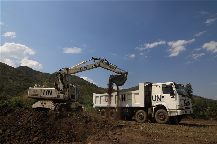 ��ά��ʩ����ִ�г���ƽ�������й���25�����չ�����ά�͹����ֶӹ�ͼ