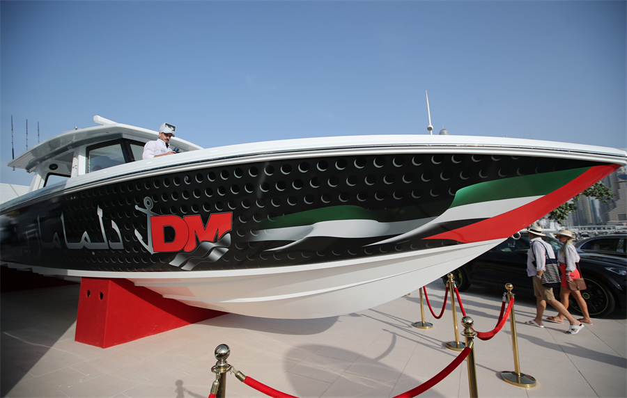 阿联酋迪拜举行国际游艇展