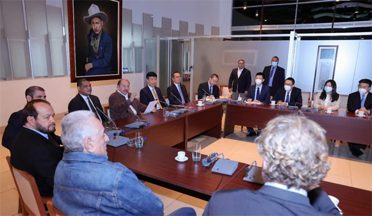 ���������ͳ�¶��ؼ�3��24�ջ��������ҵ��פ��ʹ���ڲ�������������Cesar Perez�㣩