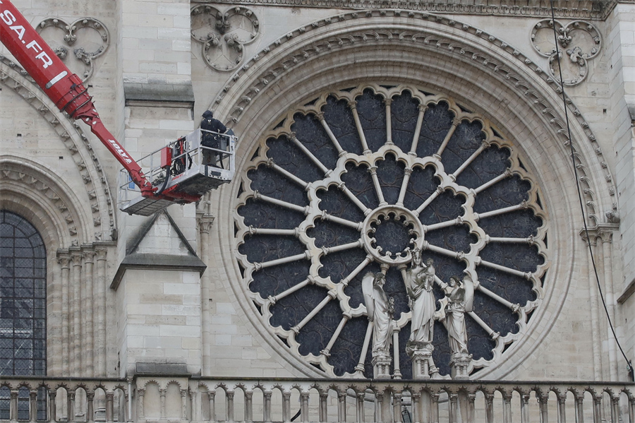 巴黎圣母院遭大火烧损三周年 重建工作仍在继续