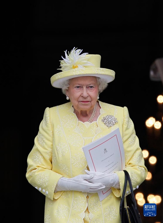 这是2016年6月10日在英国伦敦拍摄的英国女王伊丽莎白二世（资料照片）。新华社记者韩岩摄