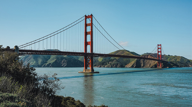 美国旧金山金门大桥建筑宏伟结构别具一格