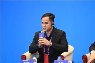 柬埔寨仙女广播电视总台高级主编钦・提纳
