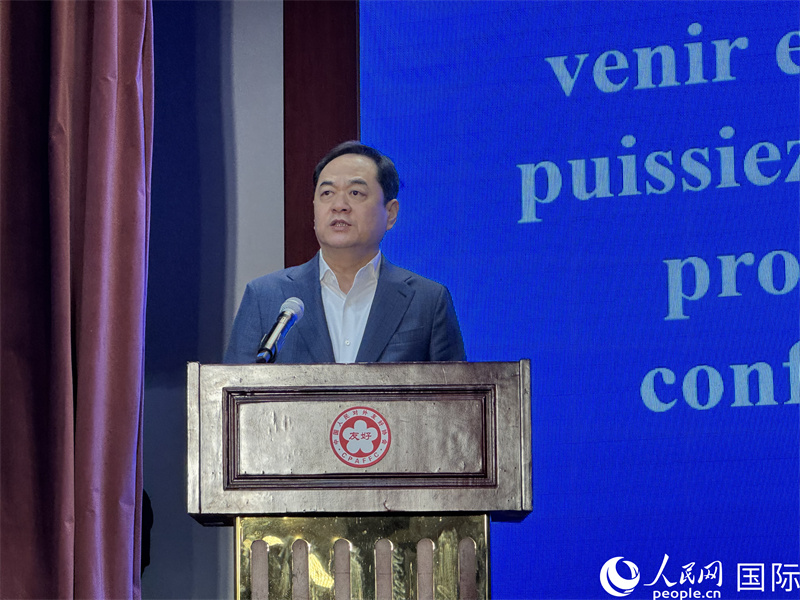 �й���������Ѻ�Э��᳤��������ϯ��������´ǡ������� лӨ��