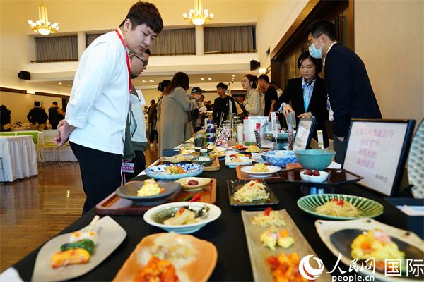 “中日融合-新派中餐展示洽谈会”现场。人民网记者 张丽娅摄