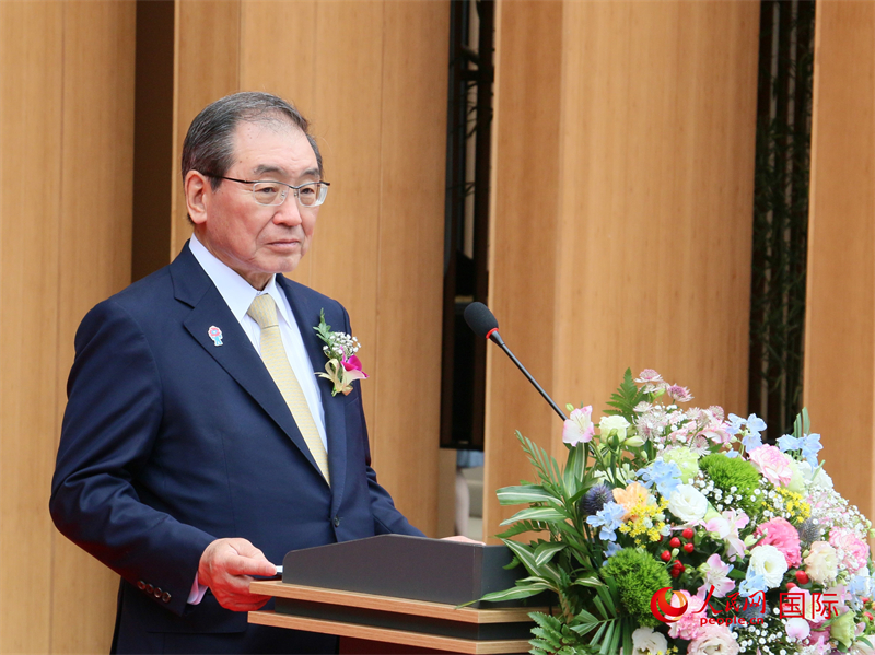 4月13日，2025年日本大阪世博会中国馆举行开馆仪式，日本世博协会会长、日本经济团体联合会会长十仓雅和出席并致辞。人民网 许可摄