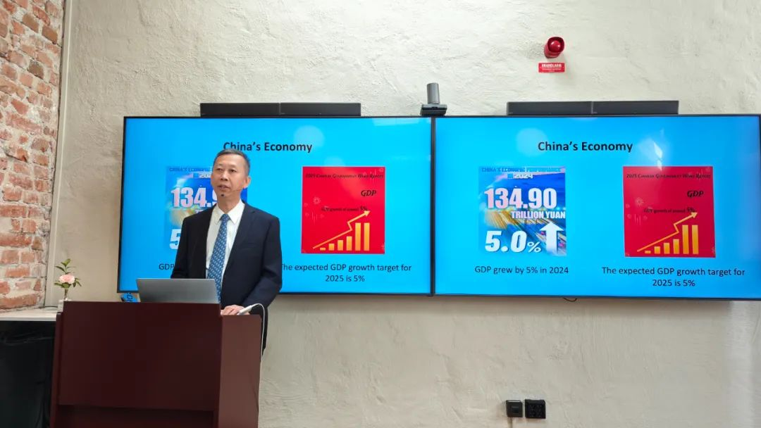 中国驻瑞典CUI Aimin的大使参加了瑞典 - 中国贸易