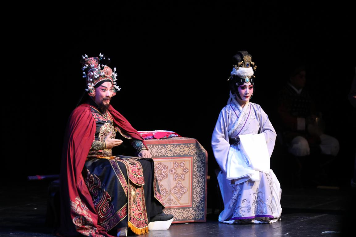 首演现场。中国驻匈牙利大使馆供图